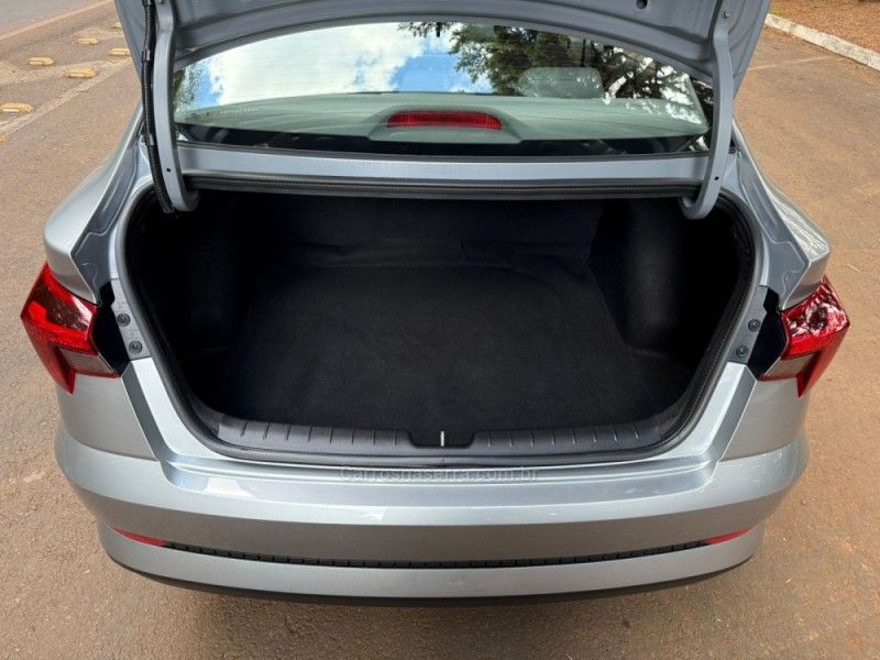 HYUNDAI HB20S 1.0 COMFORT PLUS 12V 2024/2025 KASPER VEÍCULOS DOIS IRMÃOS / Carros no Vale