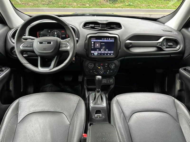 JEEP RENEGADE 1.3 16V LONGITUDE T270 TURBO 4X2 2023/2024 KASPER VEÍCULOS DOIS IRMÃOS / Carros no Vale