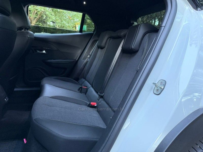 PEUGEOT 2008 1.0 ACTIVE 12V 2025/2025 KASPER VEÍCULOS DOIS IRMÃOS / Carros no Vale