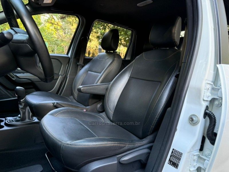 RENAULT DUSTER OROCH 1.3 TCE OUTSIDER 2022/2023 KASPER VEÍCULOS DOIS IRMÃOS / Carros no Vale