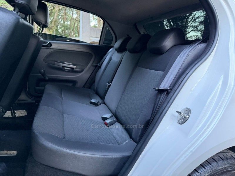 VOLKSWAGEN GOL 1.0 12V MPI TOTALFLEX 2022/2023 KASPER VEÍCULOS DOIS IRMÃOS / Carros no Vale