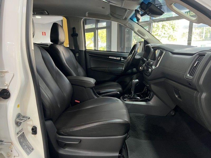 CHEVROLET S10 2.8 HIGH COUNTRY 4X4 CD 16V TURBO 2022/2022 PRIME MULTIMARCAS CAXIAS DO SUL / Carros no Vale