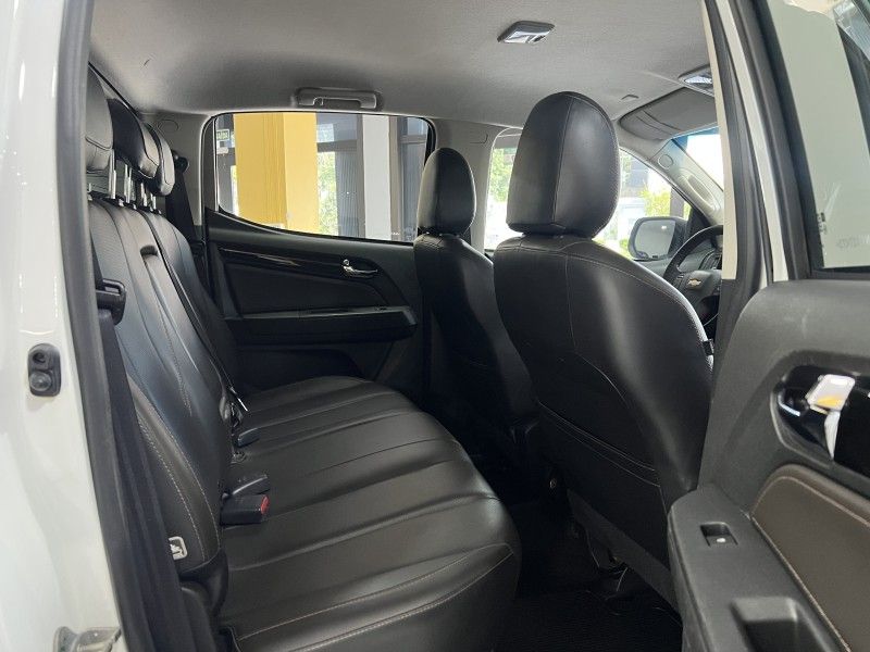 CHEVROLET S10 2.8 HIGH COUNTRY 4X4 CD 16V TURBO 2022/2022 PRIME MULTIMARCAS CAXIAS DO SUL / Carros no Vale