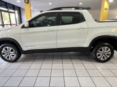 FIAT TORO 1.8 16V OPENING EDITION 2017/2017 PRIME MULTIMARCAS CAXIAS DO SUL / Carros no Vale