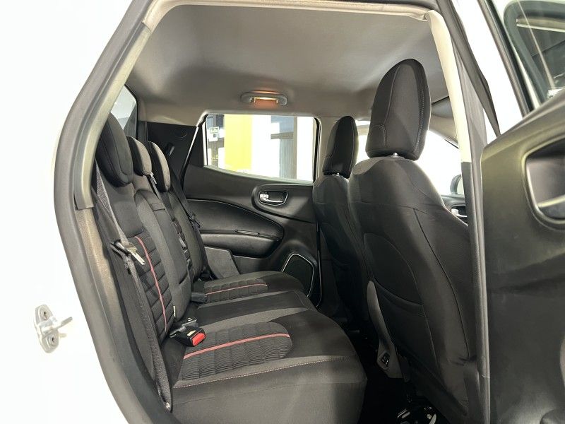 FIAT TORO 1.8 16V OPENING EDITION 2017/2017 PRIME MULTIMARCAS CAXIAS DO SUL / Carros no Vale