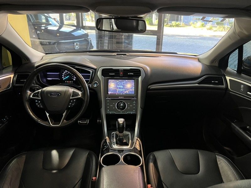 FORD FUSION 2.0 TITANIUM AWD 16V 2013/2013 PRIME MULTIMARCAS CAXIAS DO SUL / Carros no Vale