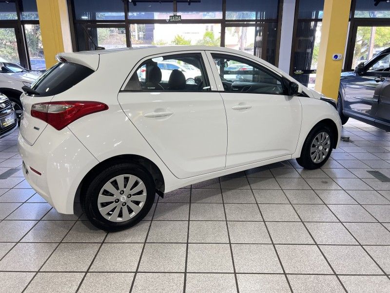 HYUNDAI HB20 1.0 COMFORT PLUS 12V 2015/2015 PRIME MULTIMARCAS CAXIAS DO SUL / Carros no Vale