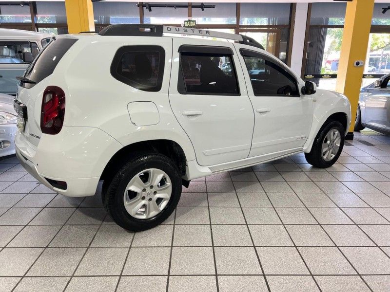 RENAULT DUSTER 2.0 DYNAMIQUE 4X2 16V 2016/2016 PRIME MULTIMARCAS CAXIAS DO SUL / Carros no Vale