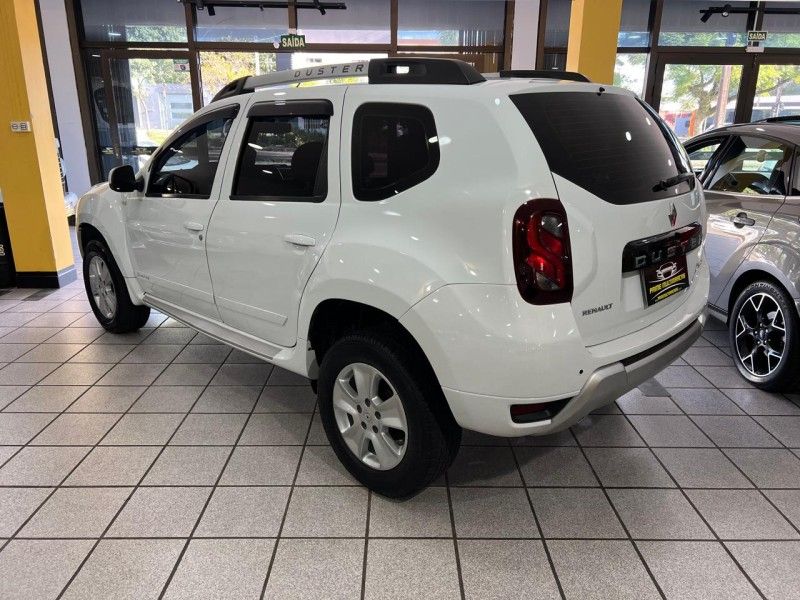 RENAULT DUSTER 2.0 DYNAMIQUE 4X2 16V 2016/2016 PRIME MULTIMARCAS CAXIAS DO SUL / Carros no Vale
