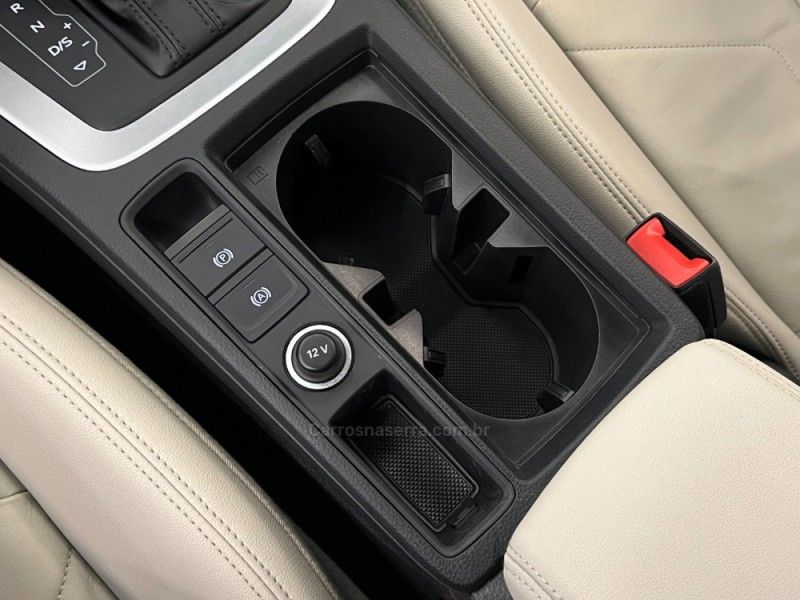 AUDI Q3 1.4 TFSI S TRONIC 16V 2021/2021 ÓTIMA CAR FLORES DA CUNHA / Carros no Vale