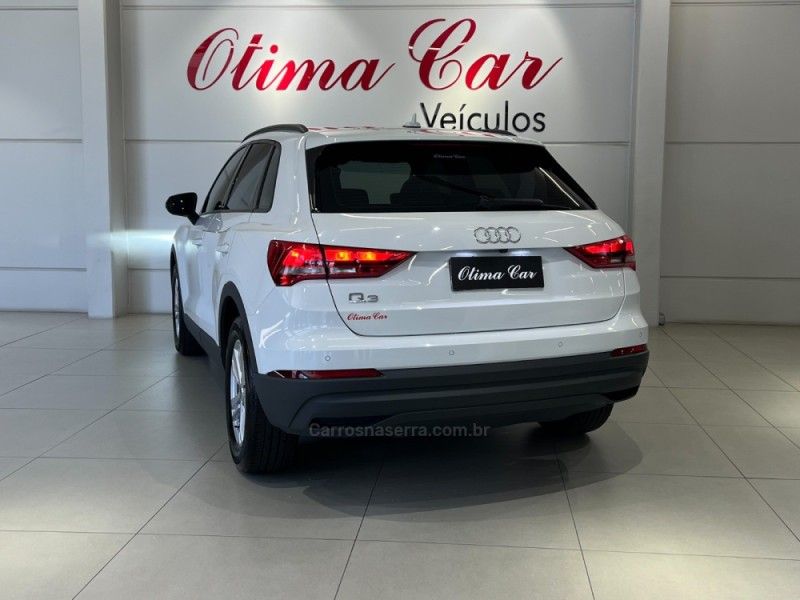 AUDI Q3 1.4 TFSI S TRONIC 16V 2021/2021 ÓTIMA CAR FLORES DA CUNHA / Carros no Vale