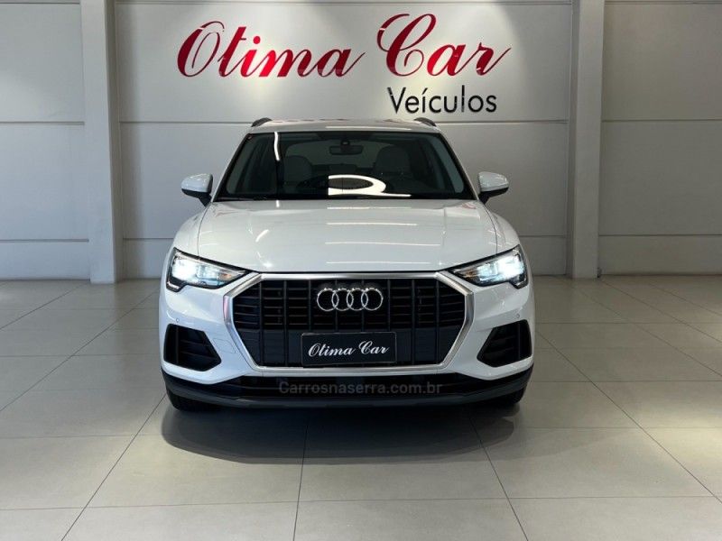 AUDI Q3 1.4 TFSI S TRONIC 16V 2021/2021 ÓTIMA CAR FLORES DA CUNHA / Carros no Vale