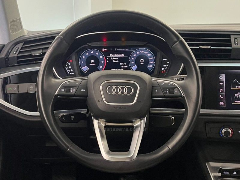 AUDI Q3 1.4 TFSI S TRONIC 16V 2021/2021 ÓTIMA CAR FLORES DA CUNHA / Carros no Vale