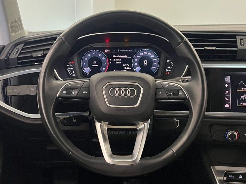 AUDI Q3 1.4 TFSI S TRONIC 16V 2021/2021 ÓTIMA CAR FLORES DA CUNHA / Carros no Vale