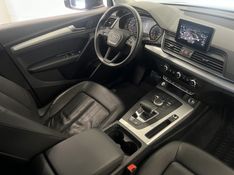 AUDI Q5 2.0 TFSI PRESTIGE QUATTRO 2019/2019 ÓTIMA CAR FLORES DA CUNHA / Carros no Vale