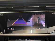 AUDI Q8 3.0 TFSI PERFORMANCE BLACK QUATTRO V6 24V S-TRONIC 2023/2023 ÓTIMA CAR FLORES DA CUNHA / Carros no Vale