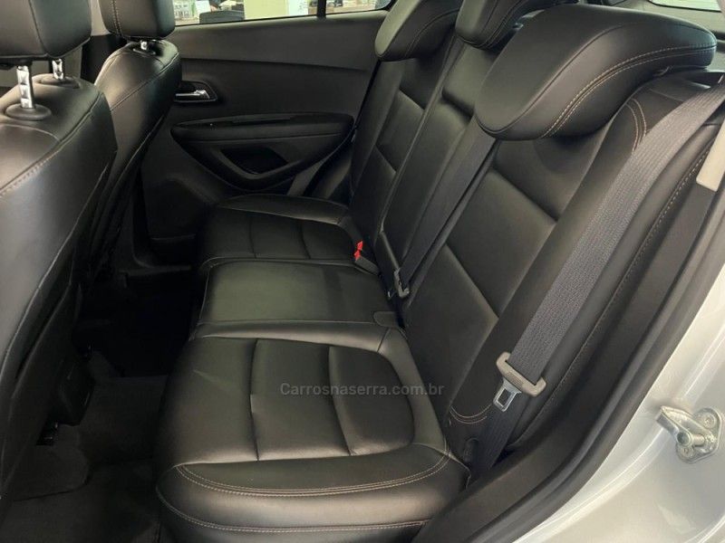 CHEVROLET TRACKER 1.4 16V PREMIER TURBO 2017/2018 ÓTIMA CAR FLORES DA CUNHA / Carros no Vale