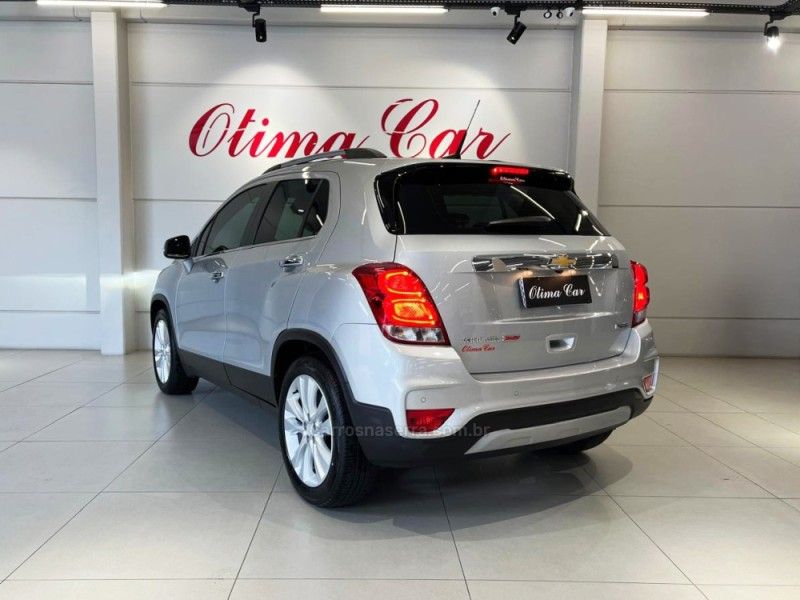 CHEVROLET TRACKER 1.4 16V PREMIER TURBO 2017/2018 ÓTIMA CAR FLORES DA CUNHA / Carros no Vale