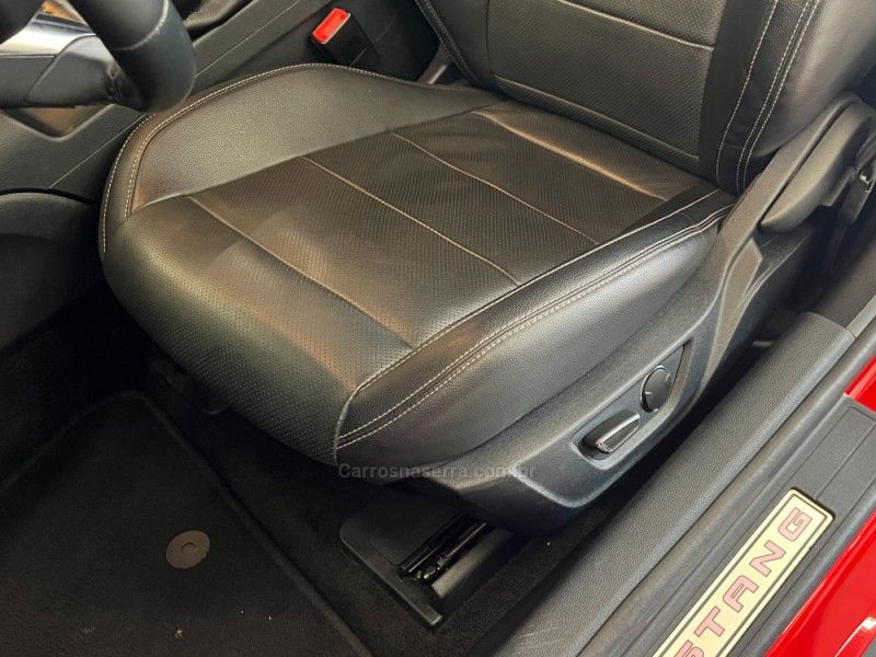 FORD MUSTANG 5.0 GT PERFORMANCE V8 2018/2018 ÓTIMA CAR FLORES DA CUNHA / Carros no Vale