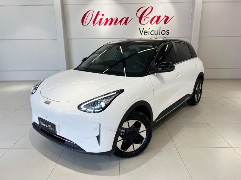 GEELY EX2 MAX 39,4 KW ELÉTRICO 2025/2026 ÓTIMA CAR FLORES DA CUNHA / Carros no Vale