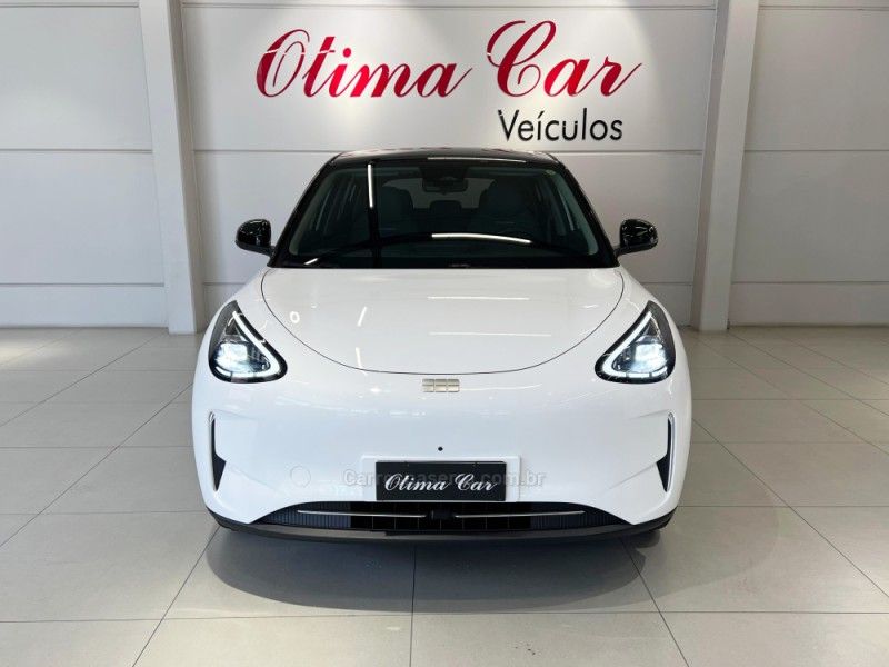 GEELY EX2 MAX 39,4 KW ELÉTRICO 2025/2026 ÓTIMA CAR FLORES DA CUNHA / Carros no Vale