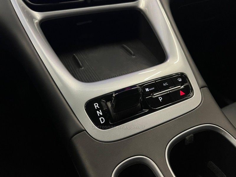 GEELY EX2 MAX 39,4 KW ELÉTRICO 2025/2026 ÓTIMA CAR FLORES DA CUNHA / Carros no Vale