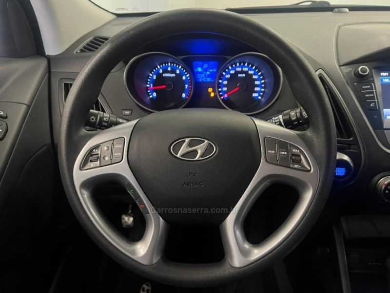 HYUNDAI IX35 2.0 16V 2019/2020 ÓTIMA CAR FLORES DA CUNHA / Carros no Vale