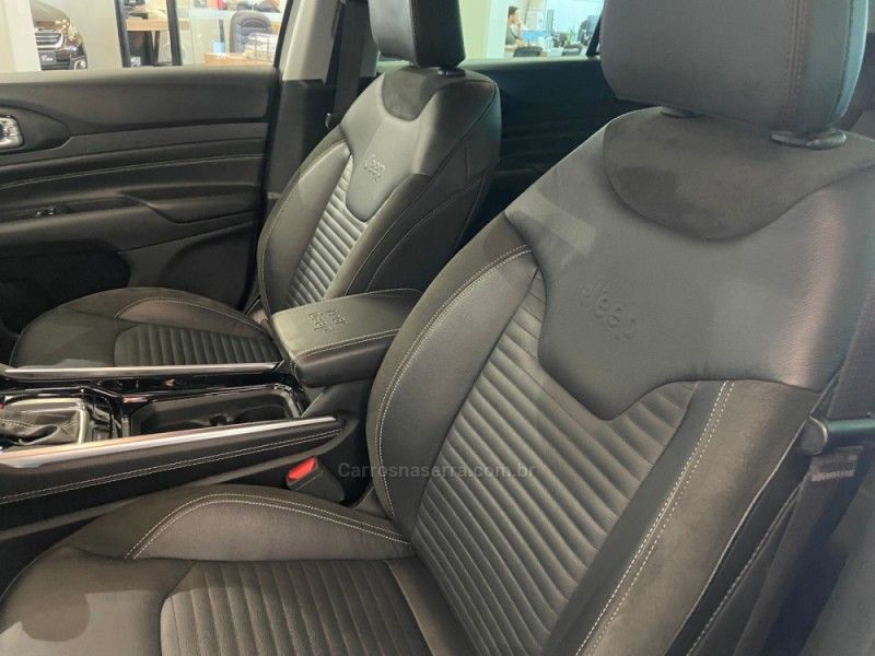 JEEP COMMANDER 1.3 LONGITUDE T270 16V 4X2 TURBO 2023/2023 ÓTIMA CAR FLORES DA CUNHA / Carros no Vale