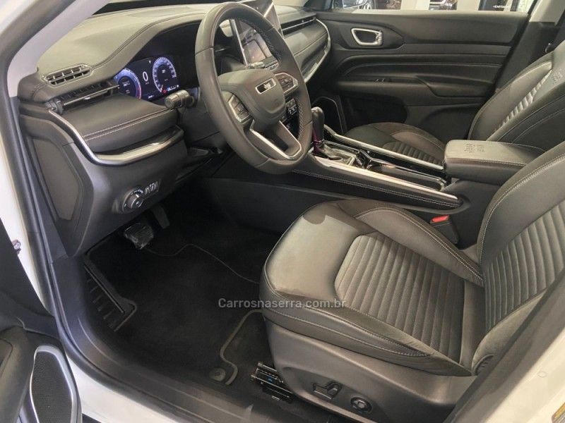 JEEP COMMANDER 1.3 LONGITUDE T270 16V 4X2 TURBO 2023/2023 ÓTIMA CAR FLORES DA CUNHA / Carros no Vale