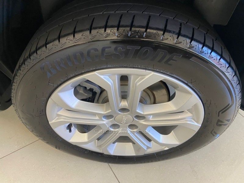 JEEP COMMANDER 1.3 LONGITUDE T270 16V 4X2 TURBO 2023/2023 ÓTIMA CAR FLORES DA CUNHA / Carros no Vale