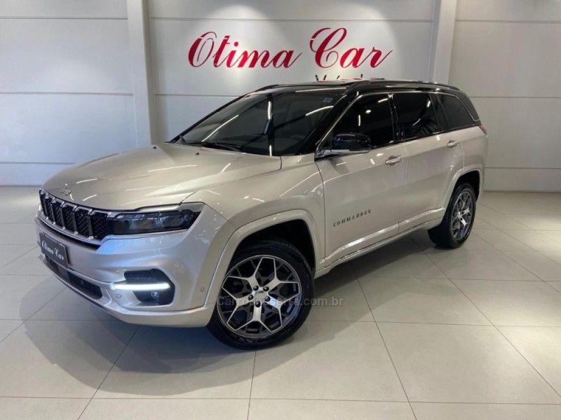 JEEP COMMANDER 2.0 OVERLAND T380 16V 4X4 TURBO 2022/2023 ÓTIMA CAR FLORES DA CUNHA / Carros no Vale
