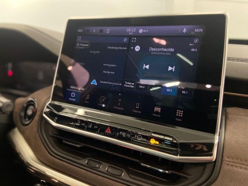 JEEP COMMANDER 2.0 OVERLAND T380 16V 4X4 TURBO 2022/2023 ÓTIMA CAR FLORES DA CUNHA / Carros no Vale