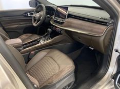 JEEP COMMANDER 2.0 OVERLAND T380 16V 4X4 TURBO 2022/2023 ÓTIMA CAR FLORES DA CUNHA / Carros no Vale