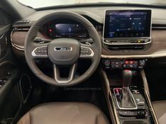 JEEP COMMANDER 2.0 OVERLAND T380 16V 4X4 TURBO 2022/2023 ÓTIMA CAR FLORES DA CUNHA / Carros no Vale