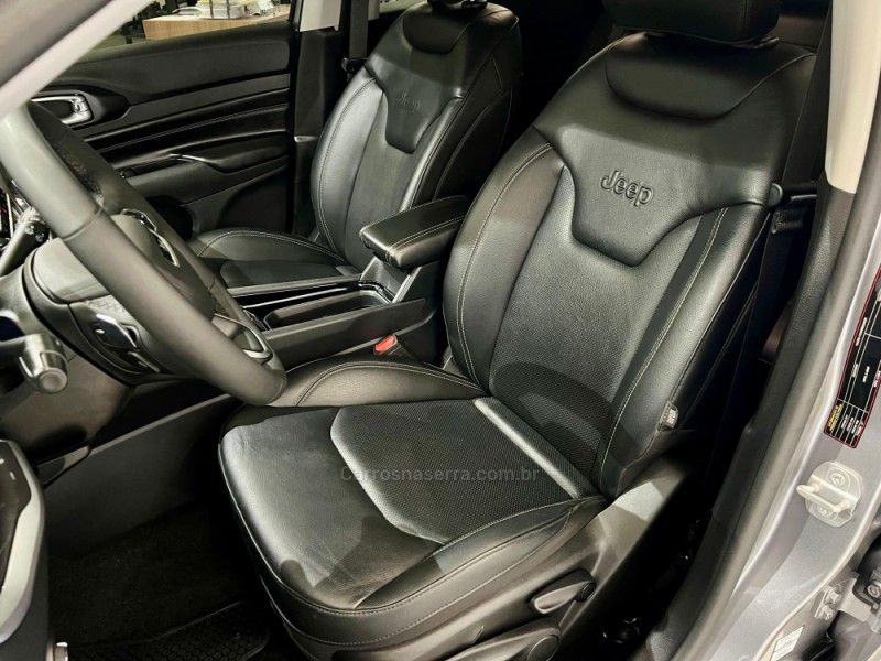 JEEP COMPASS 1.3 LONGITUDE T270 16V TURBO 2024/2025 ÓTIMA CAR FLORES DA CUNHA / Carros no Vale