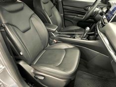 JEEP COMPASS 1.3 LONGITUDE T270 16V TURBO 2024/2025 ÓTIMA CAR FLORES DA CUNHA / Carros no Vale