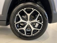 JEEP COMPASS 1.3 LONGITUDE T270 16V TURBO 2024/2025 ÓTIMA CAR FLORES DA CUNHA / Carros no Vale