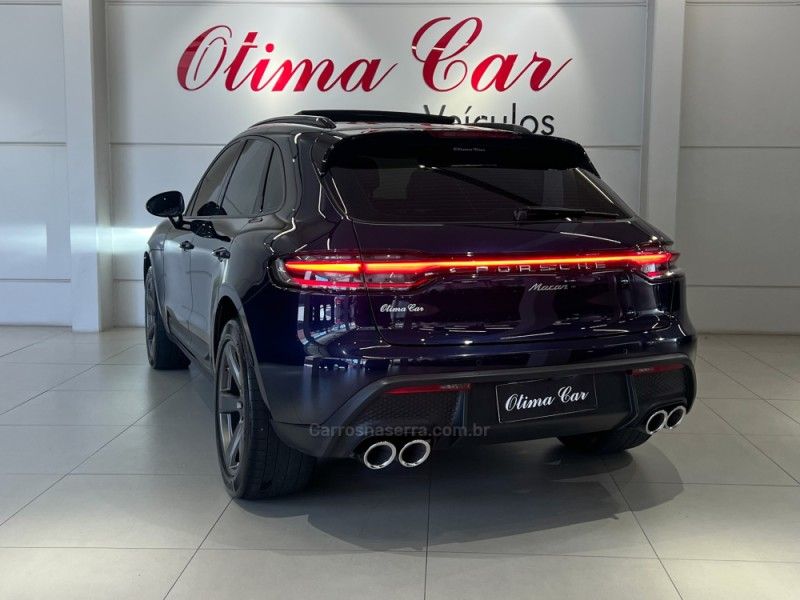 PORSCHE MACAN 2.0 16V 2022/2023 ÓTIMA CAR FLORES DA CUNHA / Carros no Vale