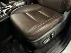 TOYOTA HILUX SW4 2.7 SRV 4X2 16V 7 LUGARES 2018/2019 ÓTIMA CAR FLORES DA CUNHA / Carros no Vale