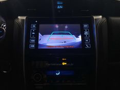 TOYOTA HILUX SW4 2.7 SRV 4X2 16V 7 LUGARES 2018/2019 ÓTIMA CAR FLORES DA CUNHA / Carros no Vale