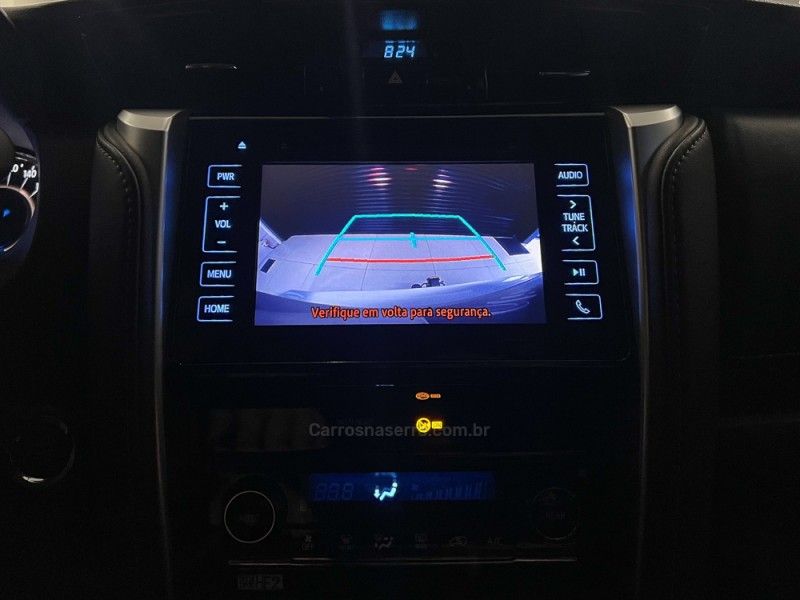 TOYOTA HILUX SW4 2.7 SRV 4X2 16V 7 LUGARES 2018/2019 ÓTIMA CAR FLORES DA CUNHA / Carros no Vale