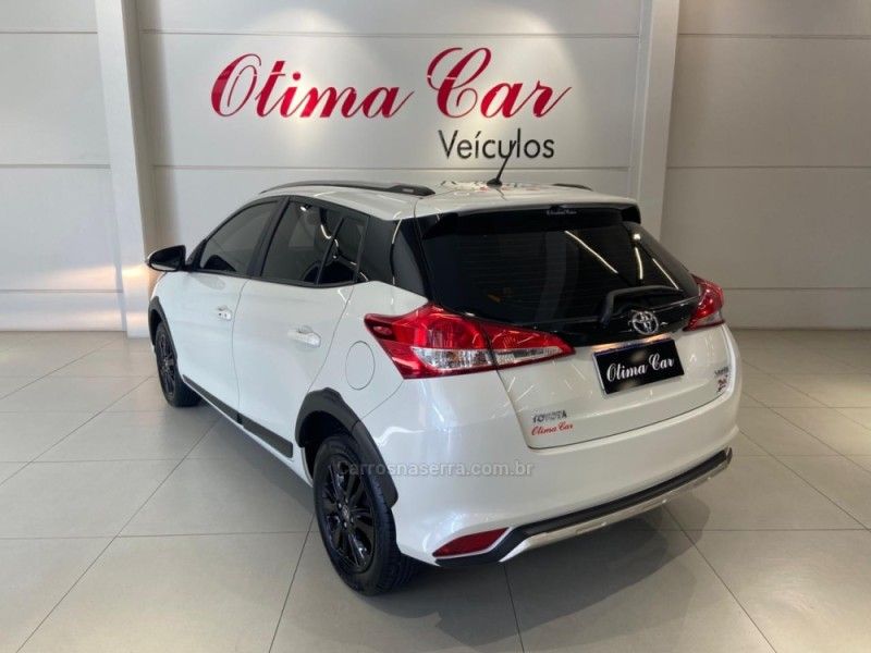 TOYOTA YARIS 1.5 X WAY 16V 2019/2019 ÓTIMA CAR FLORES DA CUNHA / Carros no Vale