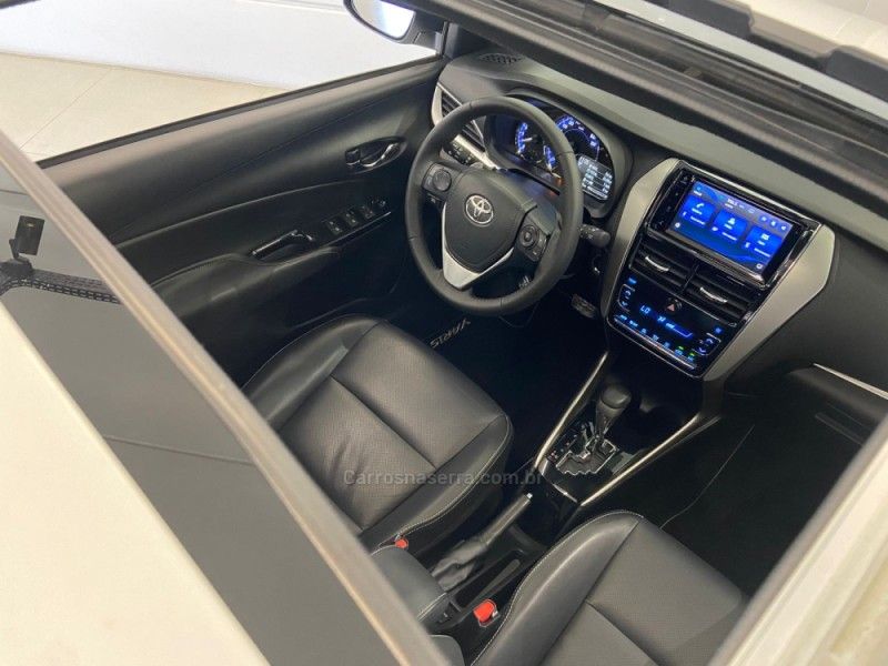 TOYOTA YARIS 1.5 XLS CONNECT 16V 2019/2020 ÓTIMA CAR FLORES DA CUNHA / Carros no Vale
