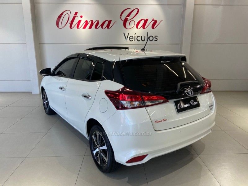 TOYOTA YARIS 1.5 XLS CONNECT 16V 2019/2020 ÓTIMA CAR FLORES DA CUNHA / Carros no Vale