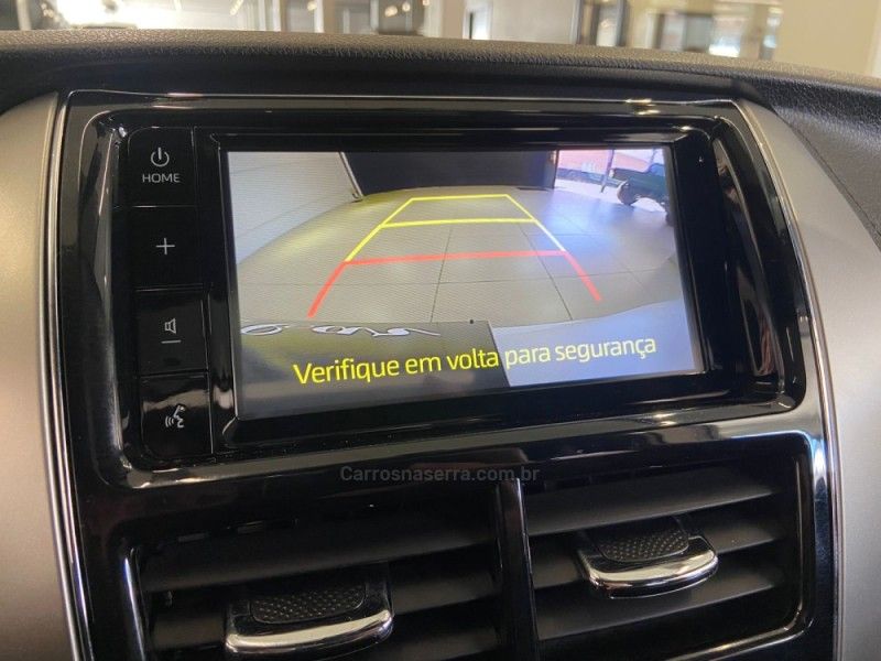 TOYOTA YARIS 1.5 XLS CONNECT 16V 2019/2020 ÓTIMA CAR FLORES DA CUNHA / Carros no Vale
