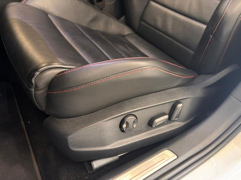 VOLKSWAGEN GOLF 2.0 TSI GTI 16V TURBO 2017/2017 ÓTIMA CAR FLORES DA CUNHA / Carros no Vale VOLKSWAGEN GOLF 2.0 TSI GTI 16V TURBO 2017/2017 ÓTIMA CAR FLORES DA CUNHA / Carros no Vale