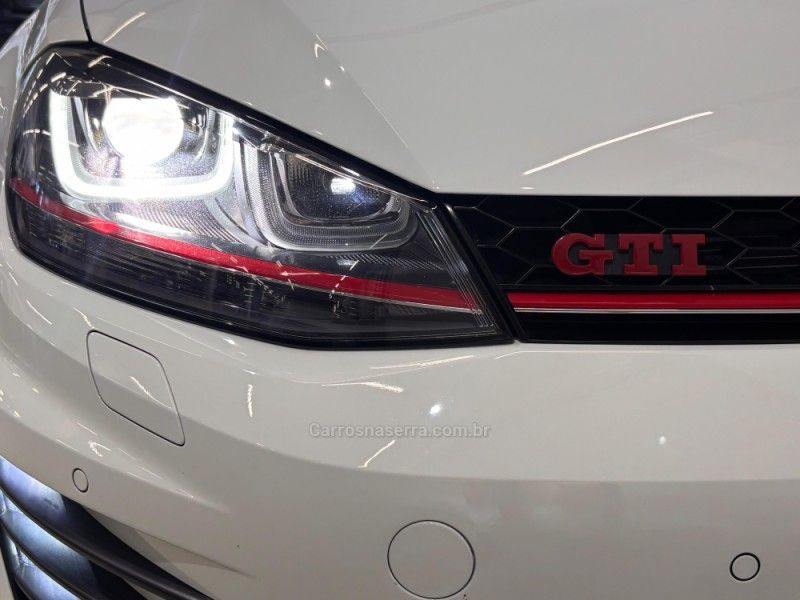 VOLKSWAGEN GOLF 2.0 TSI GTI 16V TURBO 2017/2017 ÓTIMA CAR FLORES DA CUNHA / Carros no Vale VOLKSWAGEN GOLF 2.0 TSI GTI 16V TURBO 2017/2017 ÓTIMA CAR FLORES DA CUNHA / Carros no Vale