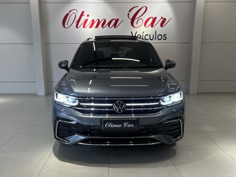 VOLKSWAGEN TIGUAN 2.0 ALLSPACE R-LINE 300 TSI 2024/2024 ÓTIMA CAR FLORES DA CUNHA / Carros no Vale