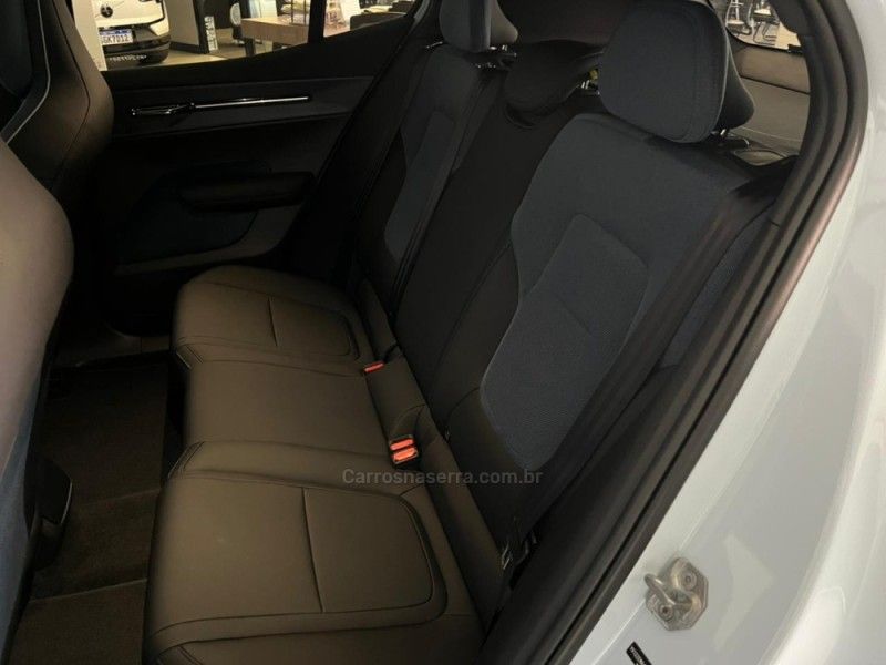 VOLVO EX30 CORE 2024/2024 ÓTIMA CAR FLORES DA CUNHA / Carros no Vale