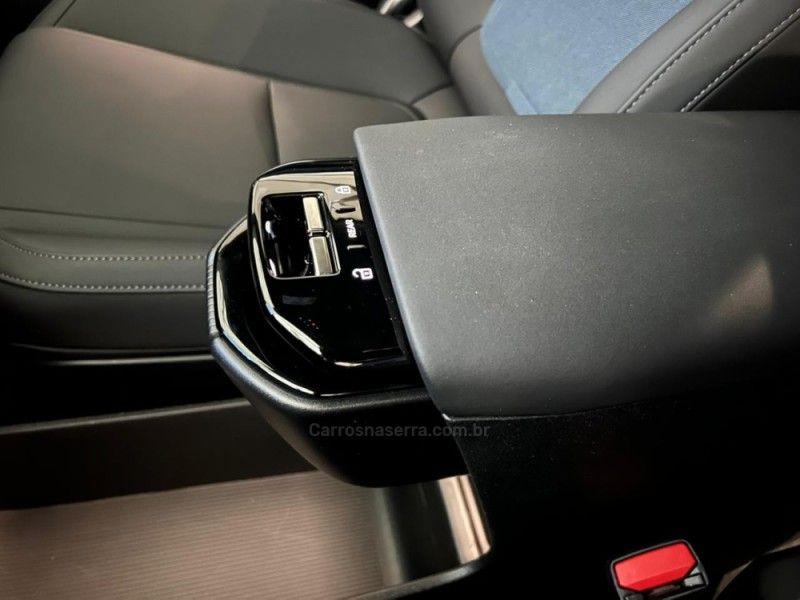 VOLVO EX30 CORE 2024/2024 ÓTIMA CAR FLORES DA CUNHA / Carros no Vale